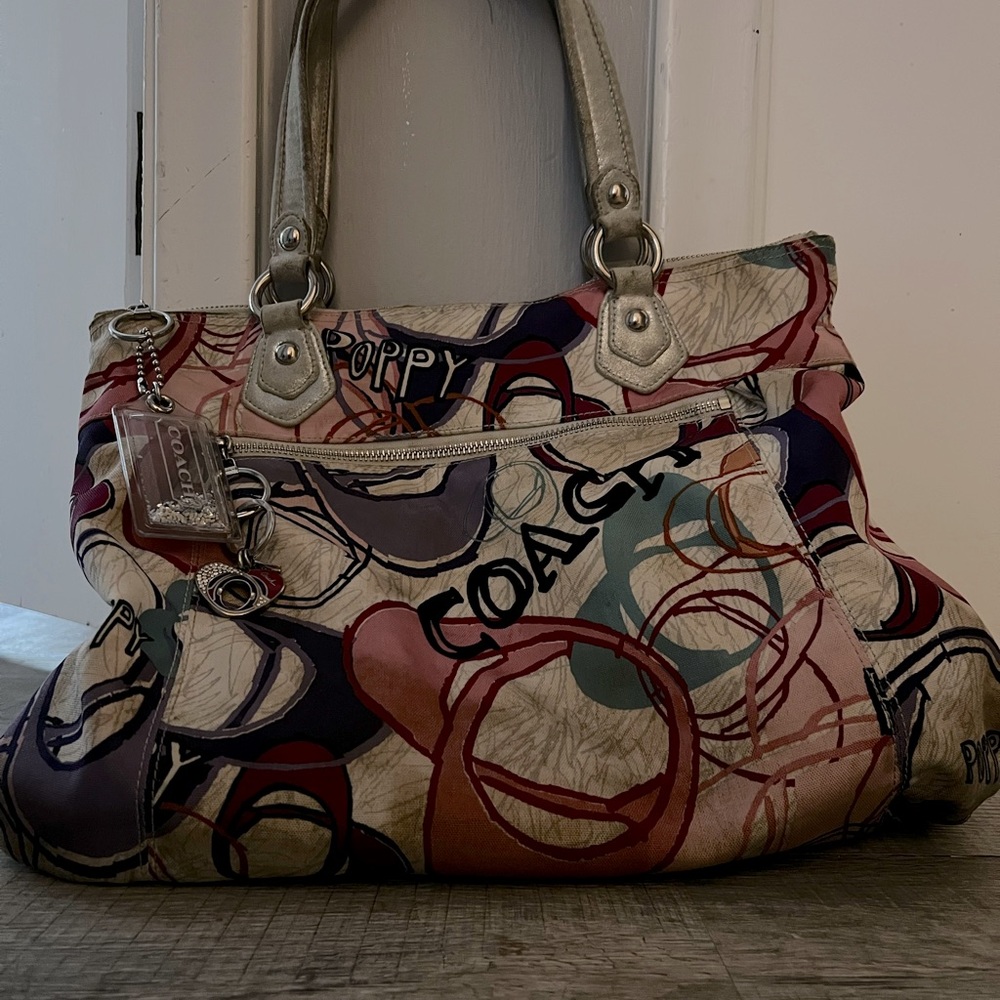 Coach poppy purse